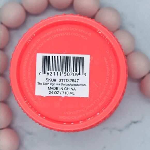 RARE 2022 Starbucks ⭐️ Dragonfruit Bling Cup! - Picture 4 of 8